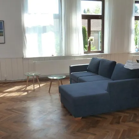 Alte Schule Apartment Tambach-Dietharz Exterior photo