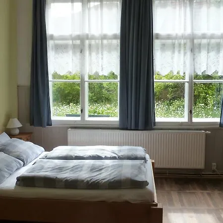 Alte Schule Apartment Tambach-Dietharz Exterior photo